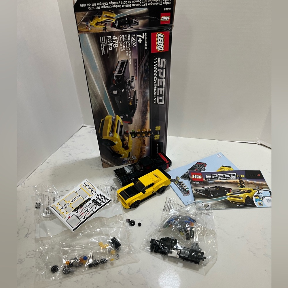 LEGO Speed Champions Dodge Set - Vibrant Yellow and Sleek Black - Picture 6 of 8